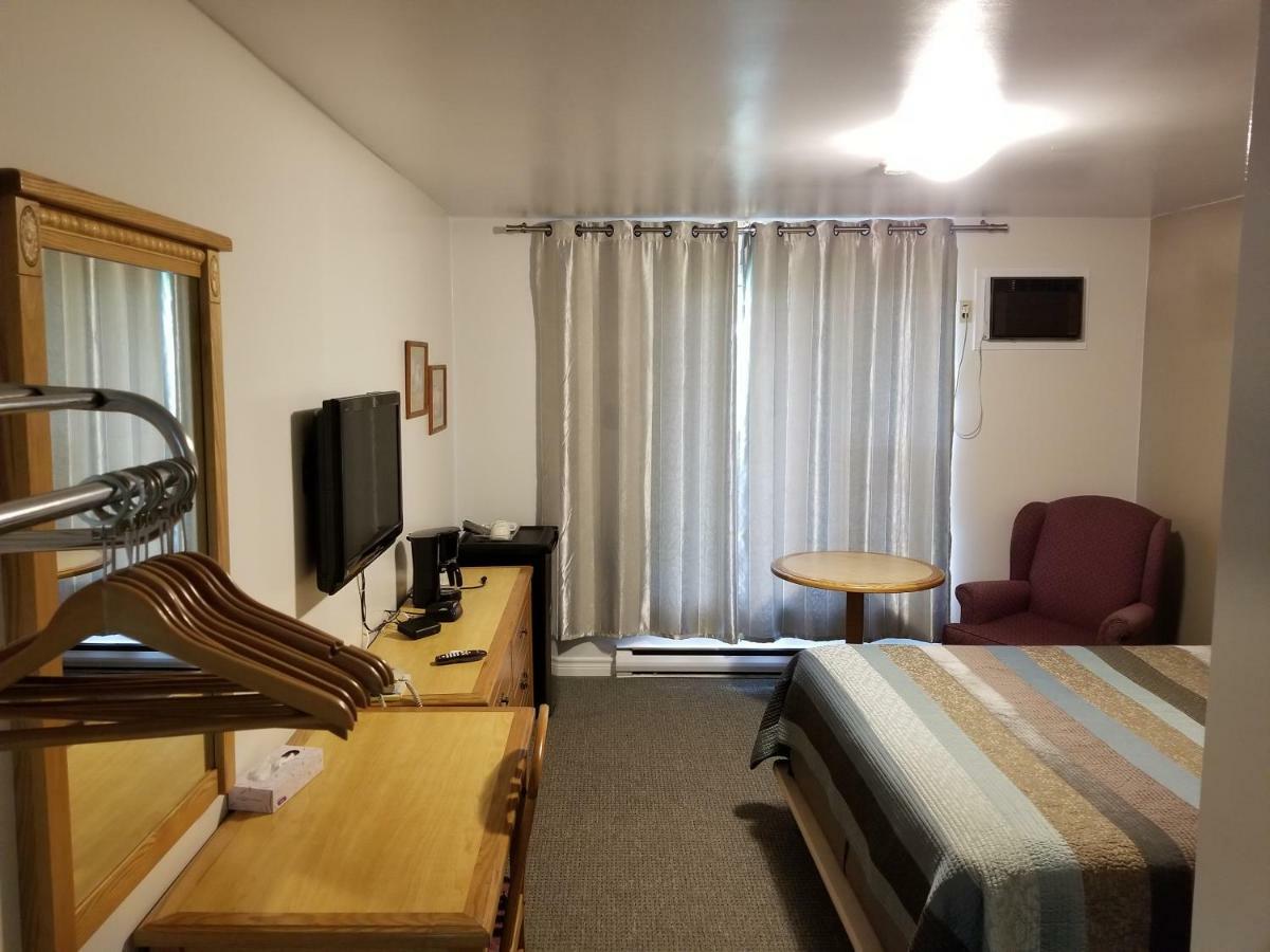 Knights Inn Woodstock Εξωτερικό φωτογραφία