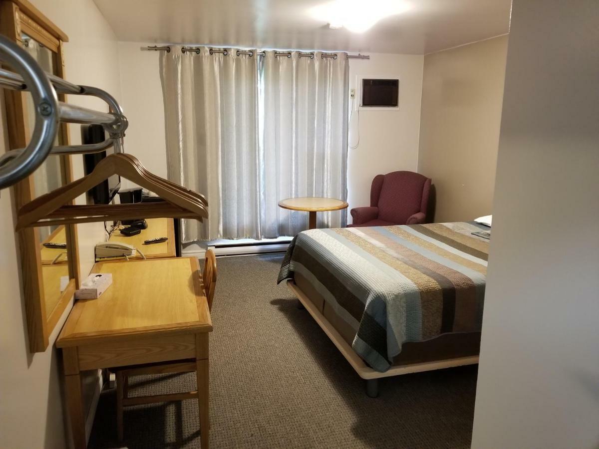 Knights Inn Woodstock Εξωτερικό φωτογραφία